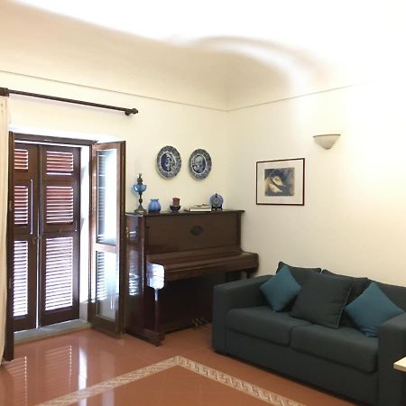 L'Appogghju Bed & Breakfast Castelsardo Exterior photo